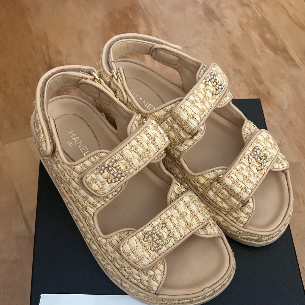 Chanel raffia dad sandals size 36 run big